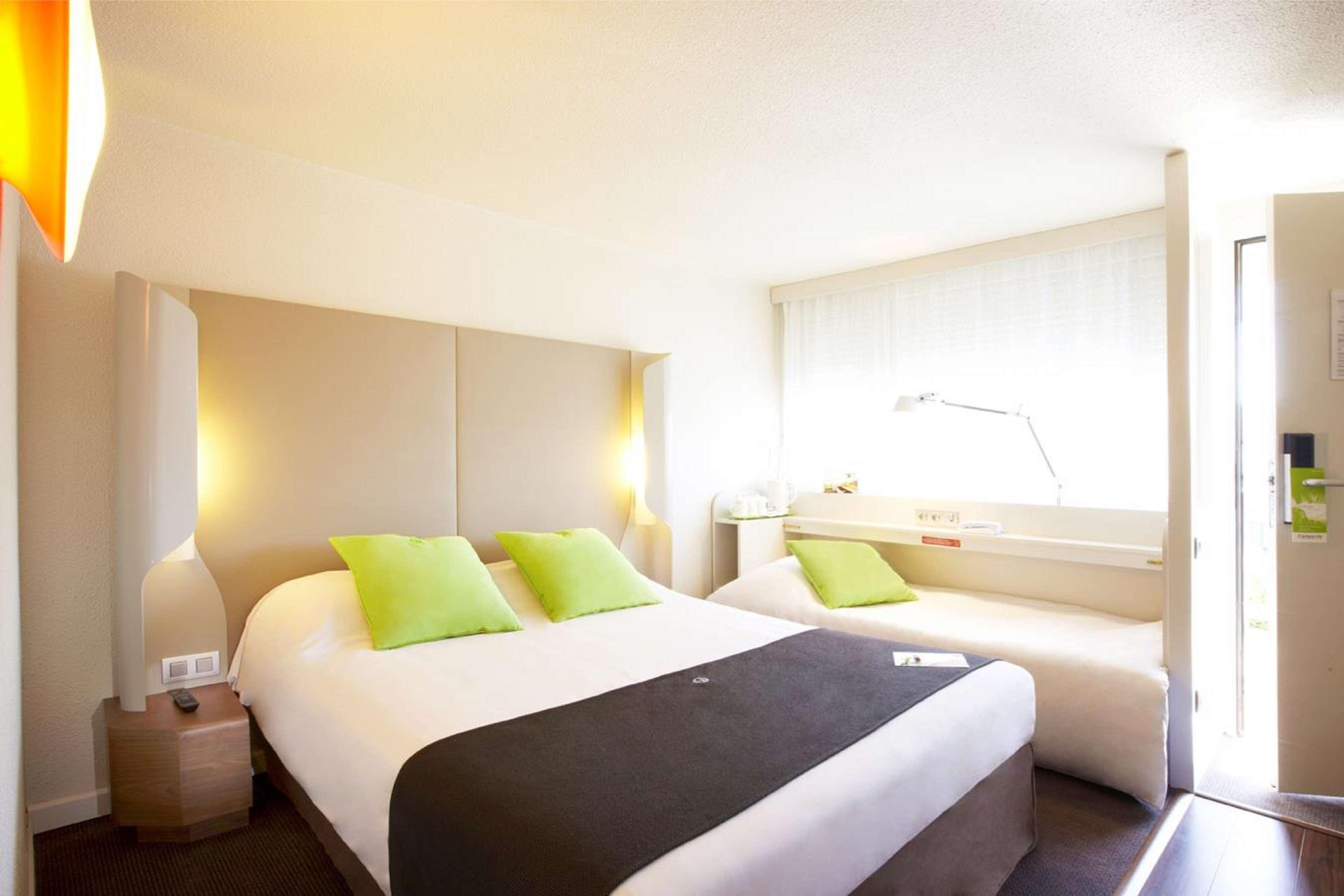 Hotel Campanile Montargis - Amilly Exterior foto