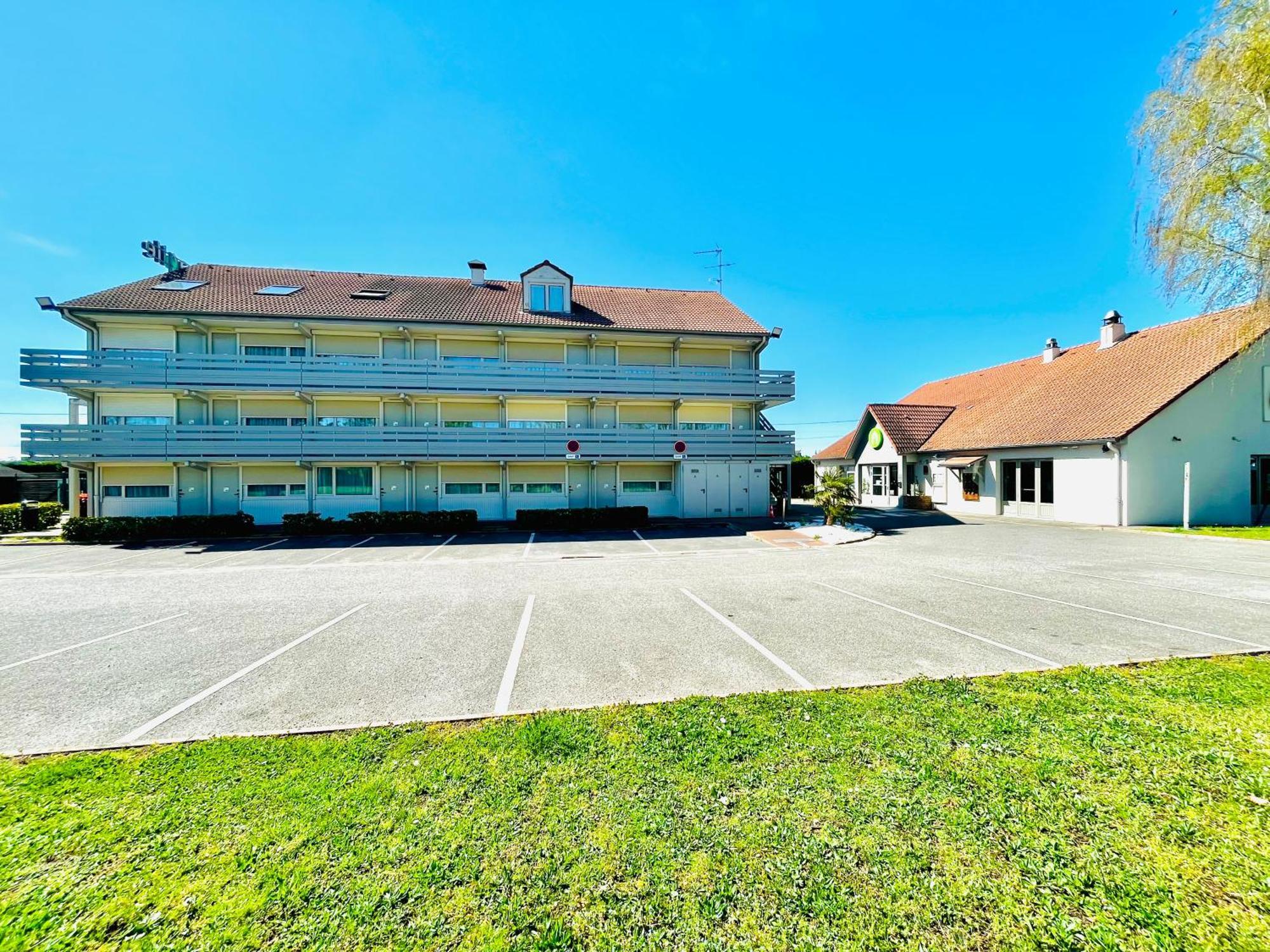 Hotel Campanile Montargis - Amilly Exterior foto